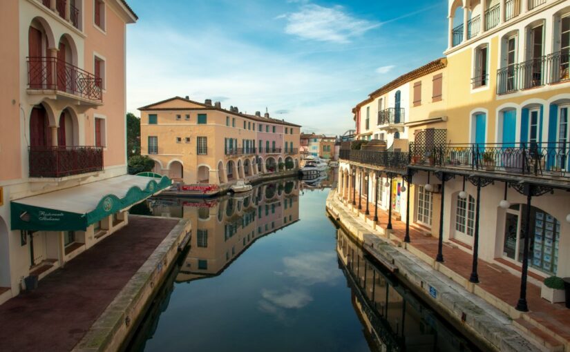 4 idées de tourisme fluvial sur les canaux en France